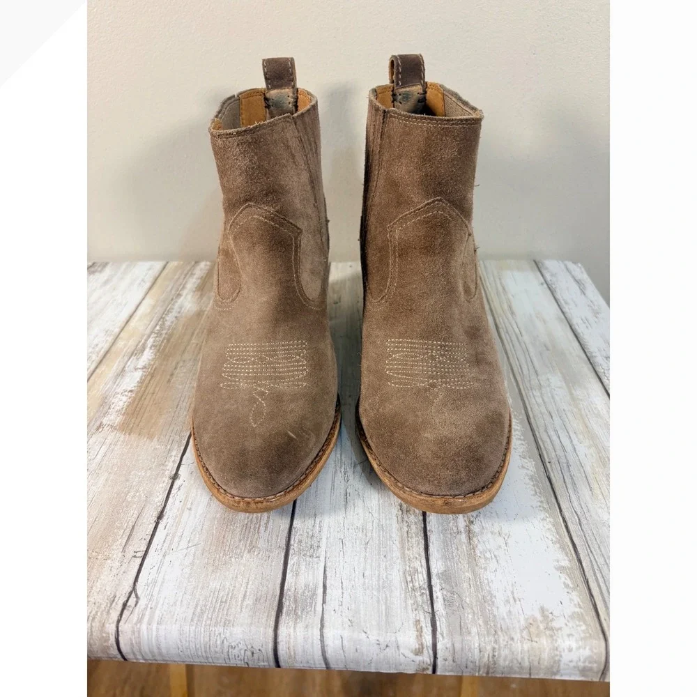 Dolce‎ Vita Brown Suede Western Ankle Boots Stacked Block Heel Booties Size 7.5